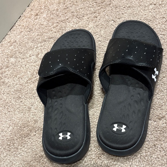 Under Armour Black Slide Sandals with Logo - Picture 1 of 2